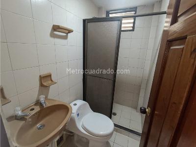 Apartamento en venta en Centro, Montería · foto 6 de 9