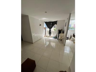 Apartamento de 3 alcobas en venta en Iv Centenario, Neiva, 50 m² · foto 4 de 14