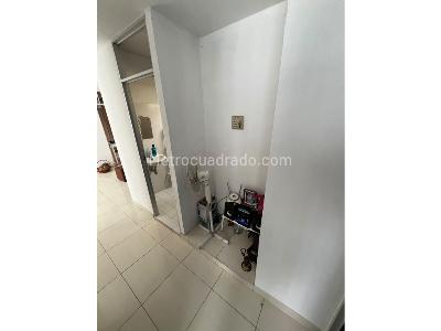 Apartamento de 3 alcobas en venta en Iv Centenario, Neiva, 50 m² · foto 7 de 14