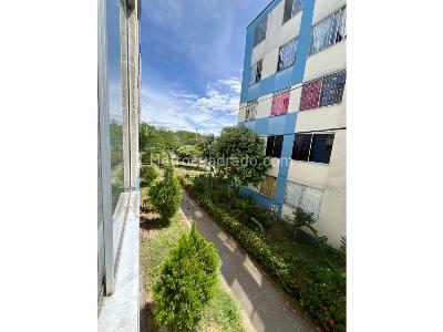 Apartamento de 3 alcobas en venta en Iv Centenario, Neiva, 50 m² · foto 11 de 14