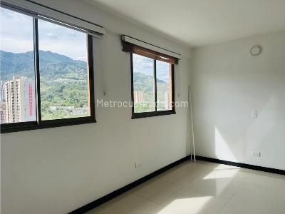 Apartamento de 2 alcobas en venta en Niquia, Bello, 58 m² · foto 8 de 12