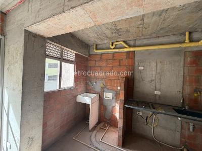 Apartamento de 2 alcobas en venta en La Gabriela, Bello, 49 m² · foto 6 de 11