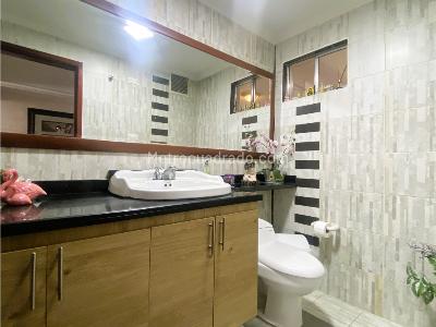 Apartamento de 3 alcobas en venta en Normandia, Bogotá, 221 m² · foto 10 de 20