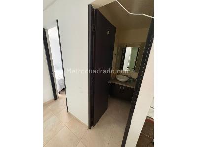 Casa de 3 alcobas en venta en Sur Abastos, Neiva, 113 m² · foto 2 de 20
