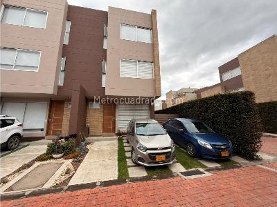 Casa de 3 alcobas en venta en Chia, Chía, 190 m² · foto 4 de 20
