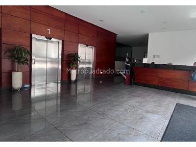 Apartamento de 3 alcobas en venta en Santa Barbara, Bogotá, 172 m² · foto 3 de 20