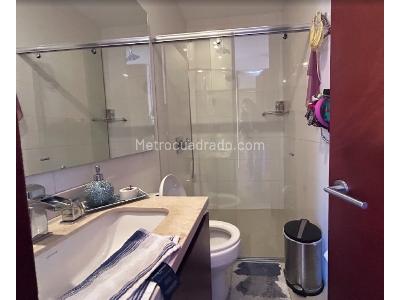 Apartamento de 3 alcobas en venta en Santa Barbara, Bogotá, 172 m² · foto 13 de 20