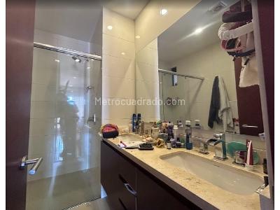 Apartamento de 3 alcobas en venta en Santa Barbara, Bogotá, 172 m² · foto 17 de 20