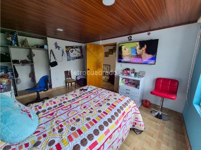 Casa de 5 alcobas en venta en Las Nieves, Tunja, 181 m² · foto 16 de 20