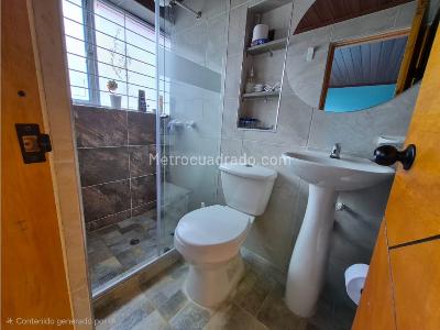 Casa de 5 alcobas en venta en Las Nieves, Tunja, 181 m² · foto 20 de 20