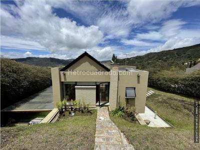 Casa – Bogotá, El Refugio