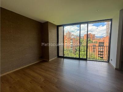 Apartamento en venta en El Poblado, Medellín · foto 6 de 18