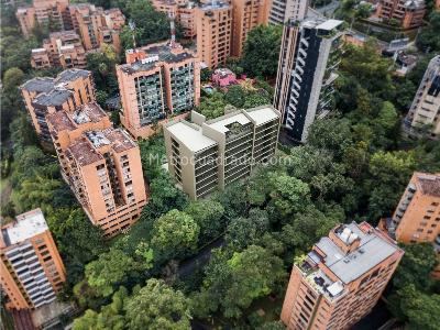 Apartamento en venta en El Poblado, Medellín · foto 15 de 18