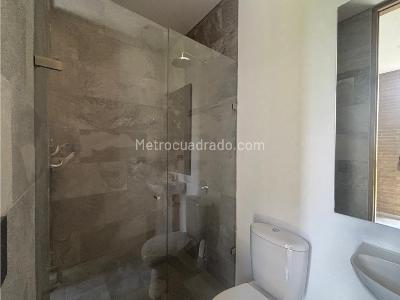 Apartamento en venta en El Poblado, Medellín · foto 18 de 18