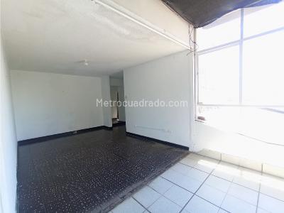 Casa de 5 alcobas en venta en Caudal, Villavicencio, 711 m² · foto 2 de 19