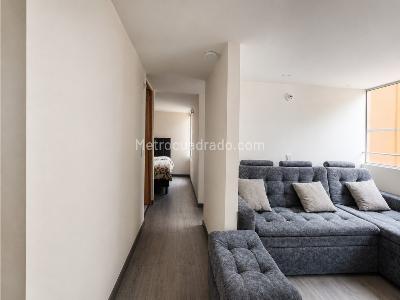 Apartamento en venta en Villa Gladys, Bogotá · foto 2 de 8