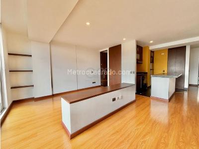 Apartamento de 1 alcoba en venta en Chapinero, Bogotá, 45 m² · foto 3 de 11