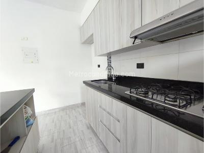 Apartamento de 2 alcobas en venta en La Navarra, Bello, 64 m² · foto 5 de 15