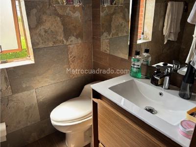 Casa de 5 alcobas en venta en Guaymaral Hacienda San Simon, Chía, 427 m² · foto 14 de 19