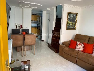 Casa en venta en Hayuelos, Bogotá · foto 3 de 20
