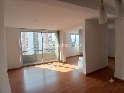 Apartamento de 3 alcobas en venta en Belen Loma De Los Bernal, Medellín, 77 m² · foto 4 de 20