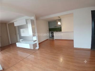 Apartamento de 3 alcobas en venta en Belen Loma De Los Bernal, Medellín, 77 m² · foto 6 de 20