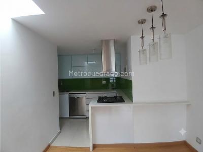 Apartamento de 3 alcobas en venta en Belen Loma De Los Bernal, Medellín, 77 m² · foto 13 de 20
