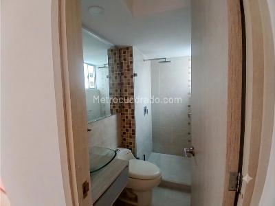 Apartamento de 3 alcobas en venta en Belen Loma De Los Bernal, Medellín, 77 m² · foto 18 de 20
