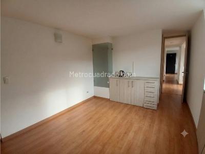 Apartamento de 3 alcobas en venta en Belen Loma De Los Bernal, Medellín, 77 m² · foto 20 de 20