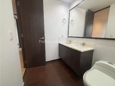 Apartamento de 4 alcobas en venta en El Poblado, Medellín, 148 m² · foto 13 de 20
