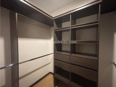 Apartamento de 4 alcobas en venta en El Poblado, Medellín, 148 m² · foto 14 de 20
