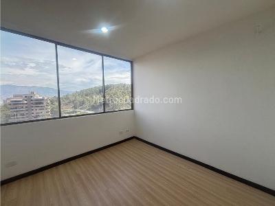 Apartamento de 4 alcobas en venta en El Poblado, Medellín, 148 m² · foto 15 de 20