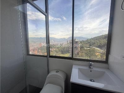 Apartamento de 4 alcobas en venta en El Poblado, Medellín, 148 m² · foto 19 de 20