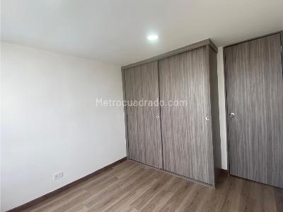 Apartamento de 1 alcoba en arriendo en El Redil, Bogotá, 35 m² · foto 14 de 20