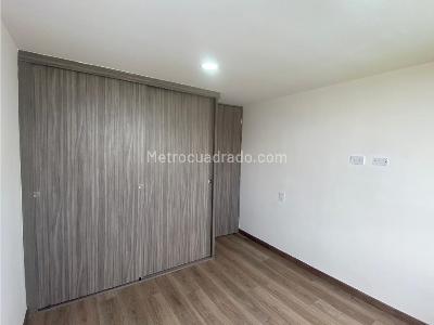 Apartamento de 1 alcoba en arriendo en El Redil, Bogotá, 35 m² · foto 15 de 20