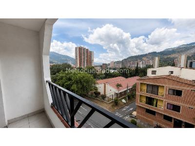 Apartamento de 3 alcobas en venta en Cabañas, Bello, 97 m² · foto 8 de 12