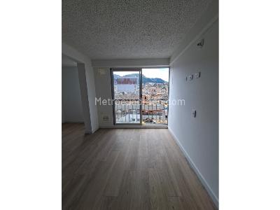 Apartaestudio en venta en Eduardo Santos, Bogotá, 32 m² · foto 2 de 15