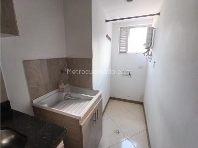 Apartamento de 3 alcobas en venta en La Navarra, Bello, 65 m² · foto 2 de 15