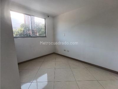Apartamento de 3 alcobas en venta en La Navarra, Bello, 65 m² · foto 8 de 15