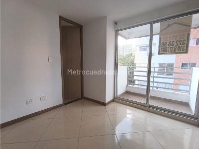 Apartamento de 3 alcobas en venta en La Navarra, Bello, 65 m² · foto 12 de 15