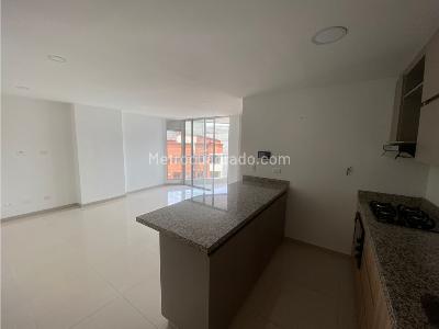 Apartamento de 5 alcobas en venta en Laureles, Medellín, 173 m² · foto 2 de 20