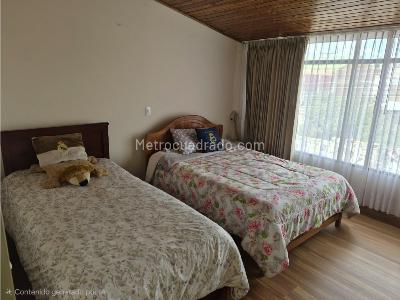 Casa de 5 alcobas en venta en La Granja, Tunja, 133 m² · foto 18 de 20