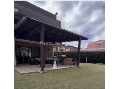 Casa de 4 alcobas en venta en Guaymaral Condominio San Sebastian, Chía, 500 m² · foto 1 de 8
