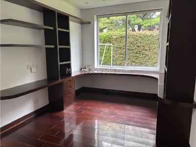 Casa de 4 alcobas en venta en Guaymaral Hacienda San Simon, Chía, 419 m² · foto 10 de 18