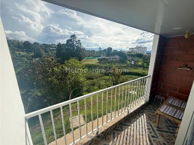 Apartamento de 2 alcobas en venta en Los Colegios, Rionegro, 63 m² · foto 3 de 11
