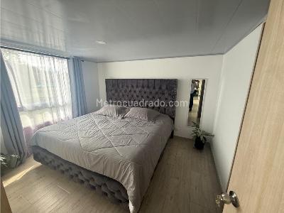 Apartamento de 2 alcobas en venta en Los Colegios, Rionegro, 63 m² · foto 5 de 11