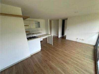 Apartamento de 2 alcobas en venta en Las Lomitas, Sabaneta, 60 m² · foto 2 de 11