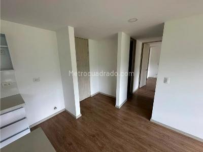 Apartamento de 2 alcobas en venta en Las Lomitas, Sabaneta, 60 m² · foto 6 de 11