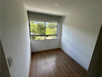 Apartamento de 2 alcobas en venta en Las Lomitas, Sabaneta, 60 m² · foto 7 de 11