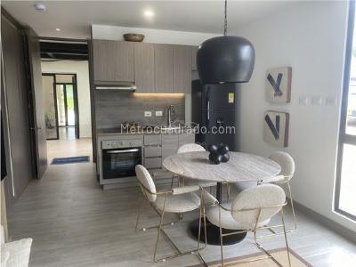 Apartaestudio en venta en El Poblado, Medellín, 55 m² · foto 6 de 7